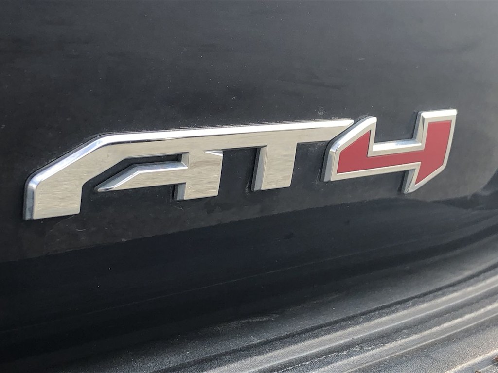 Thumbnail: 2022 GMC Yukon - 27