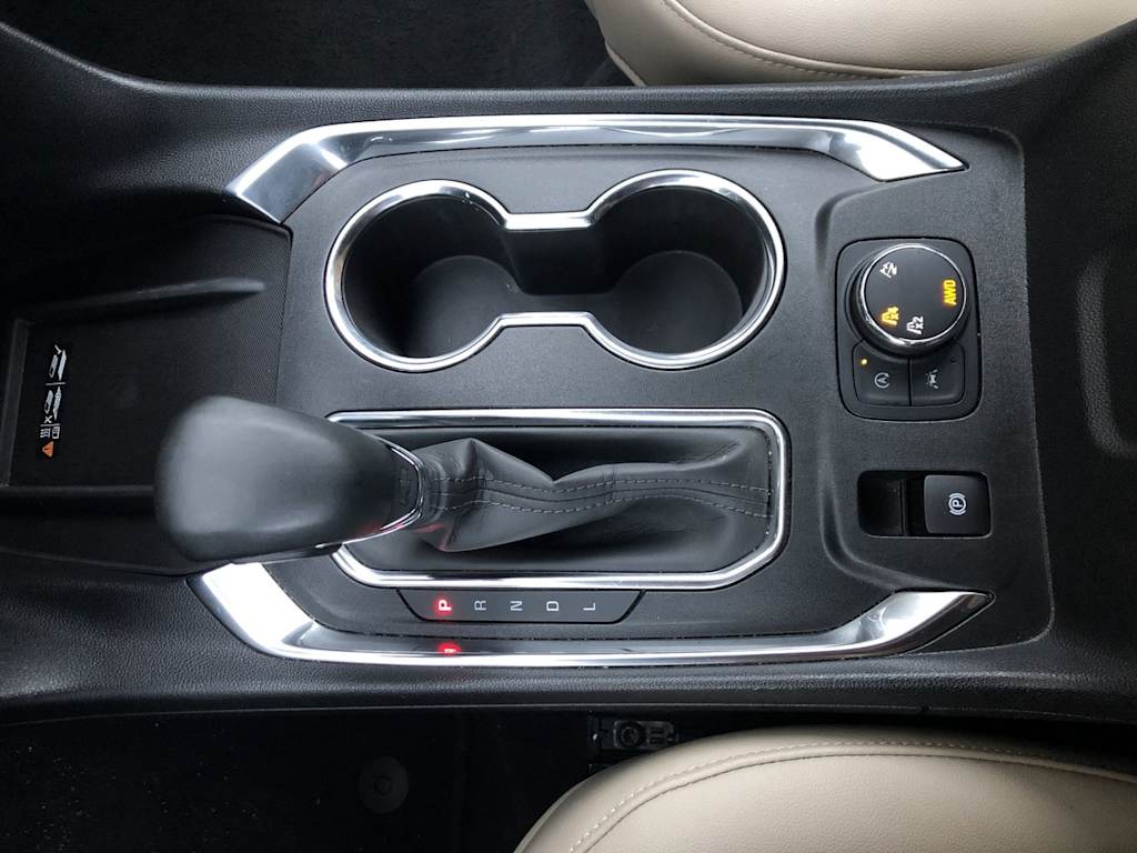 Thumbnail: 2023 Chevrolet Traverse - 13