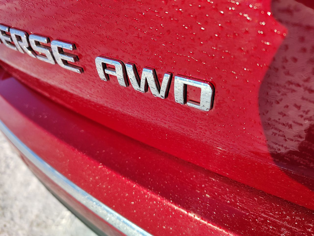 Thumbnail: 2020 Chevrolet Traverse - 16