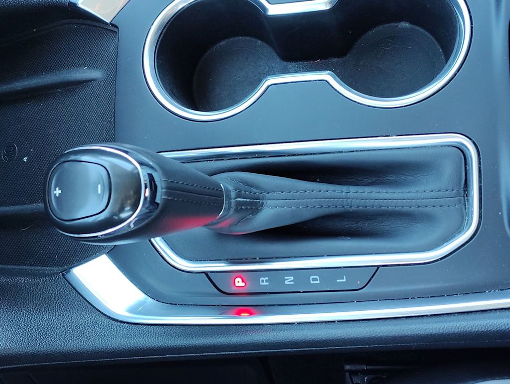 Thumbnail: 2020 Chevrolet Traverse - 12