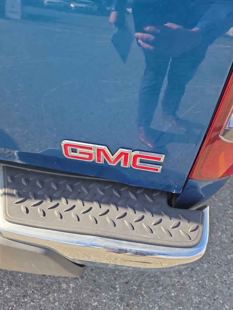 Thumbnail: 2012 GMC Canyon - 15