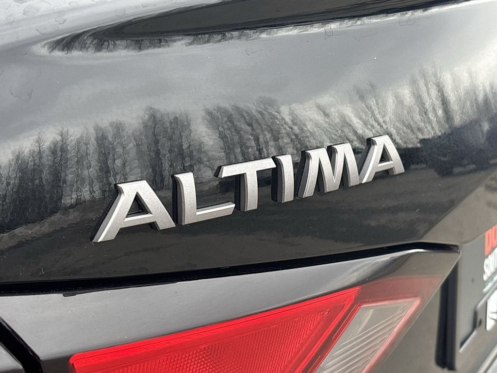 Thumbnail: 2024 Nissan Altima - 7