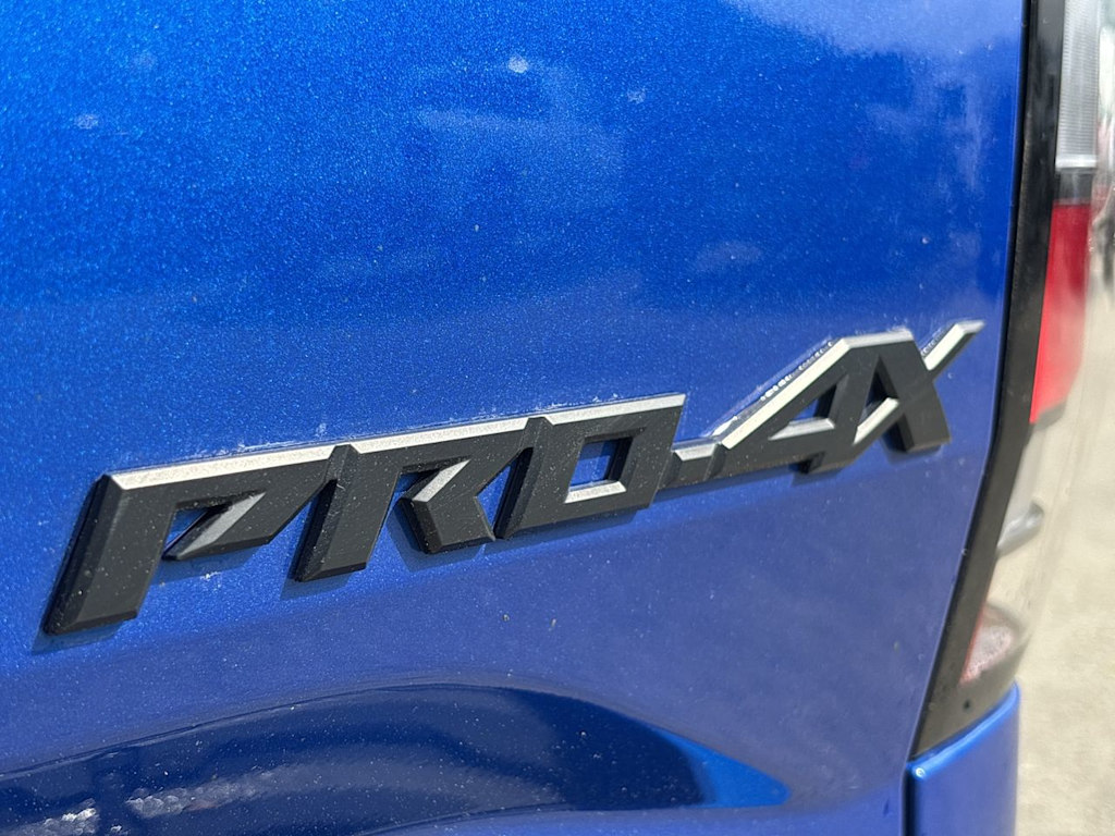 Thumbnail: 2024 Nissan Frontier - 28