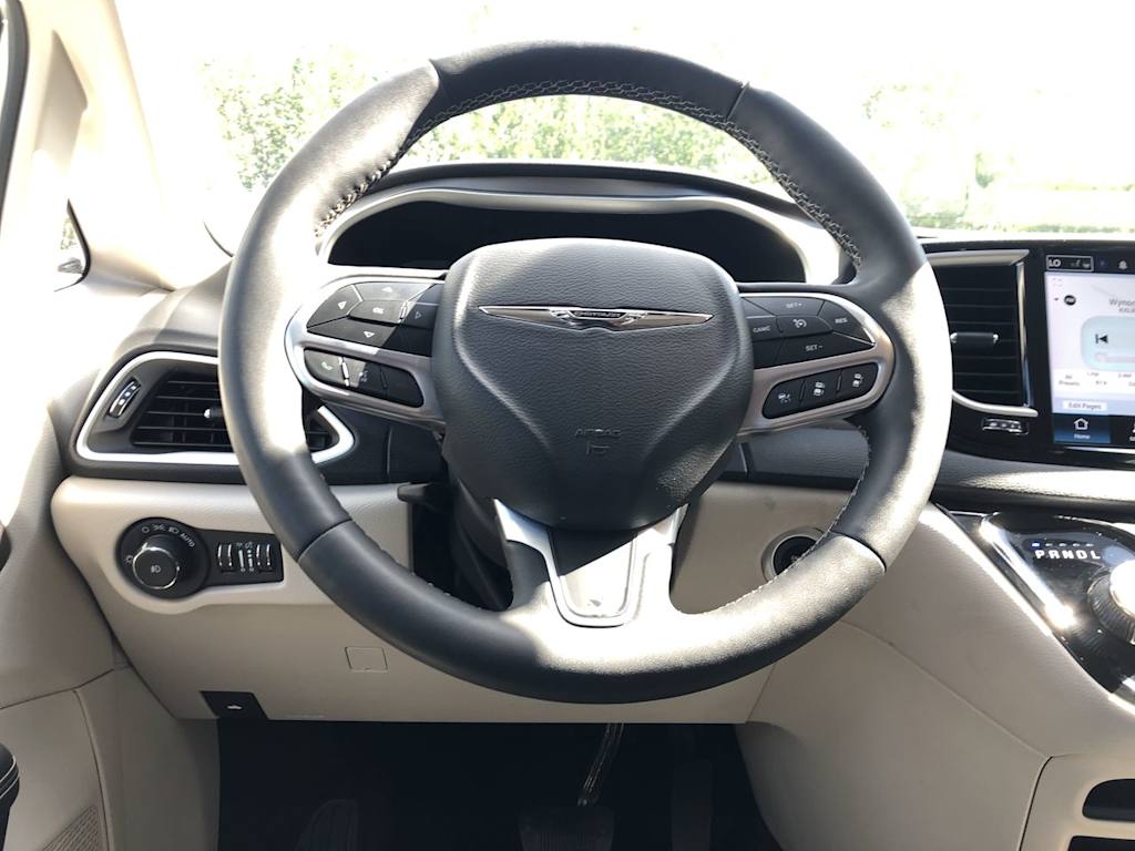 Thumbnail: 2024 Chrysler Pacifica - 2