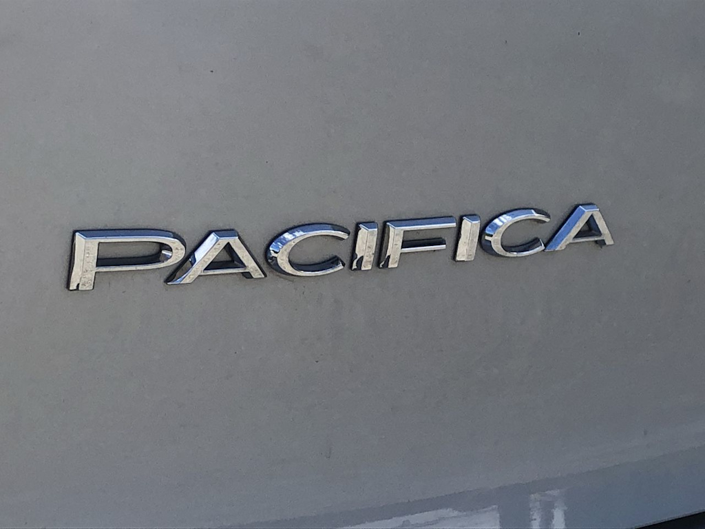 Thumbnail: 2024 Chrysler Pacifica - 7