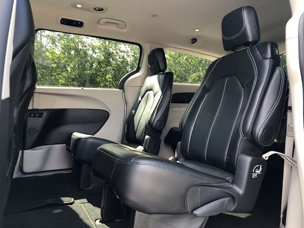 Thumbnail: 2024 Chrysler Pacifica - 11