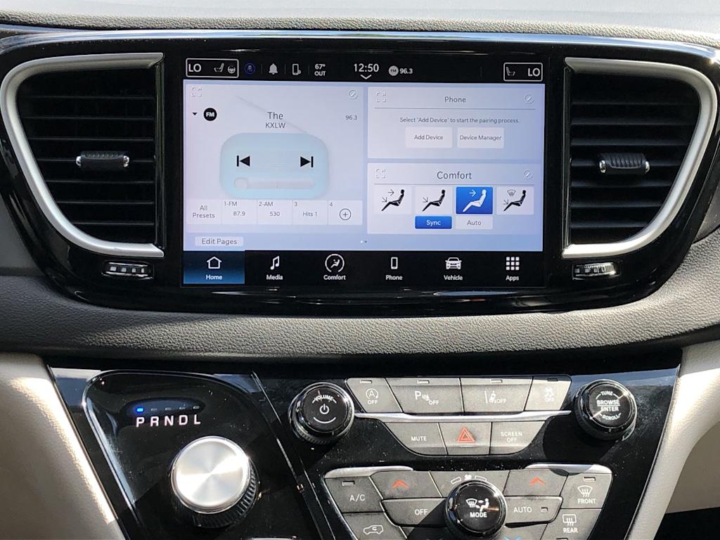 Thumbnail: 2024 Chrysler Pacifica - 12