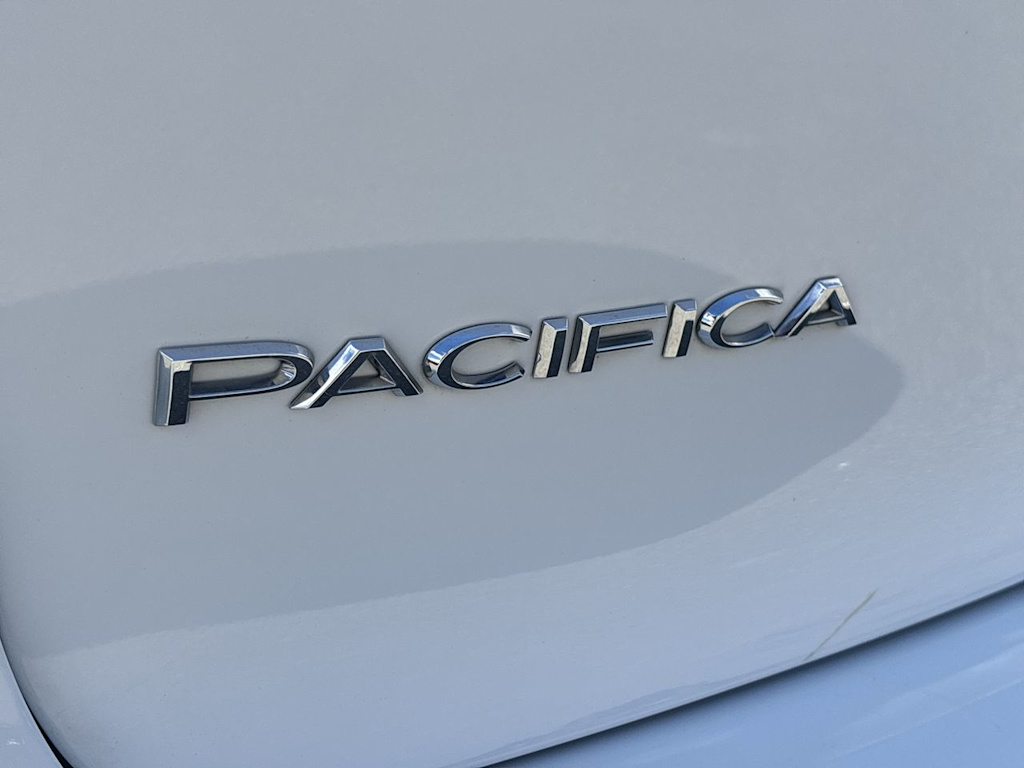 Thumbnail: 2025 Chrysler Pacifica - 7