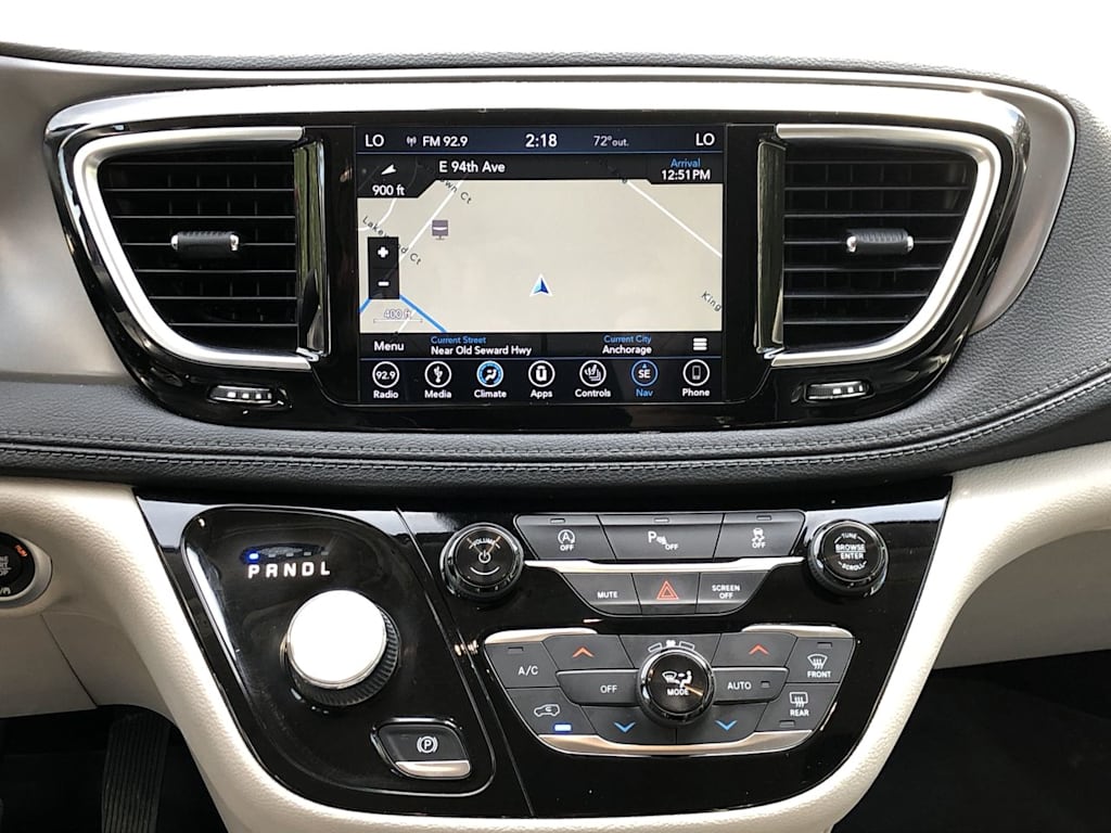 Thumbnail: 2019 Chrysler Pacifica - 12