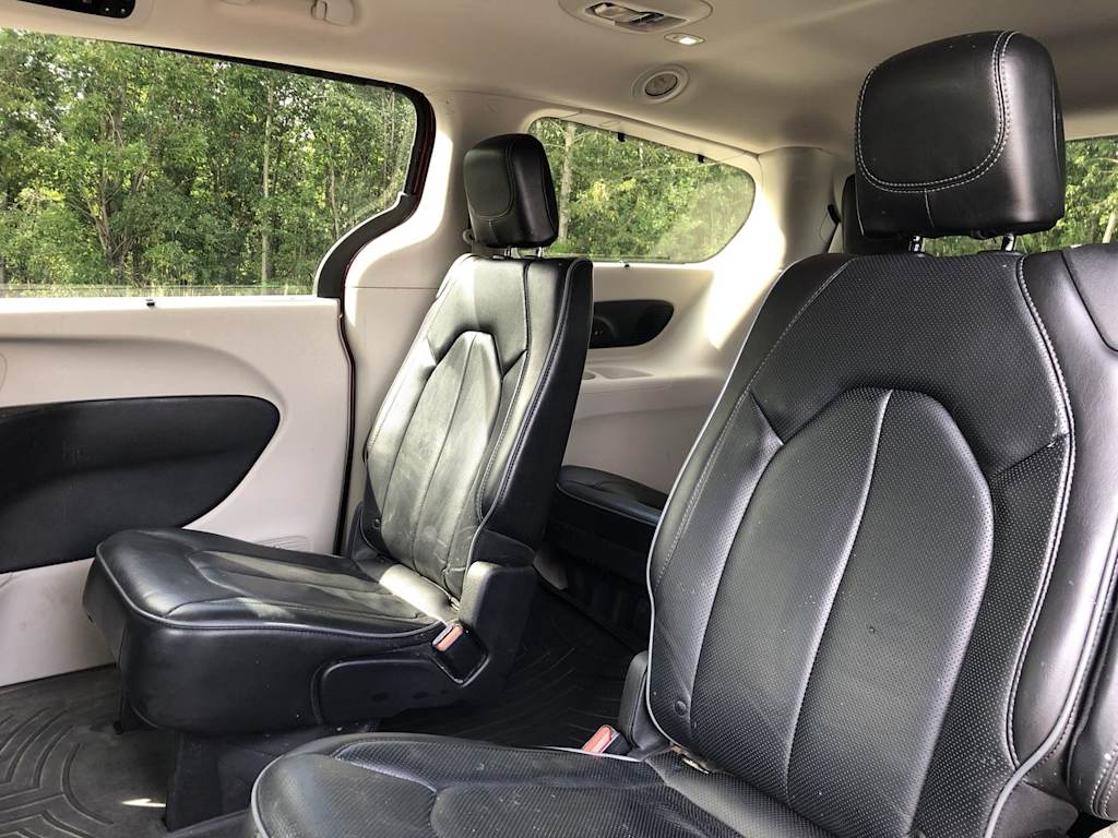 Thumbnail: 2019 Chrysler Pacifica - 11