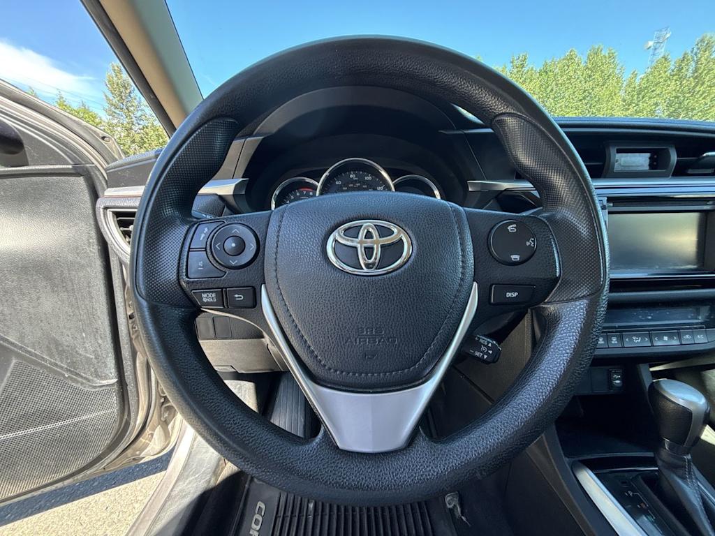 Thumbnail: 2015 Toyota Corolla - 2