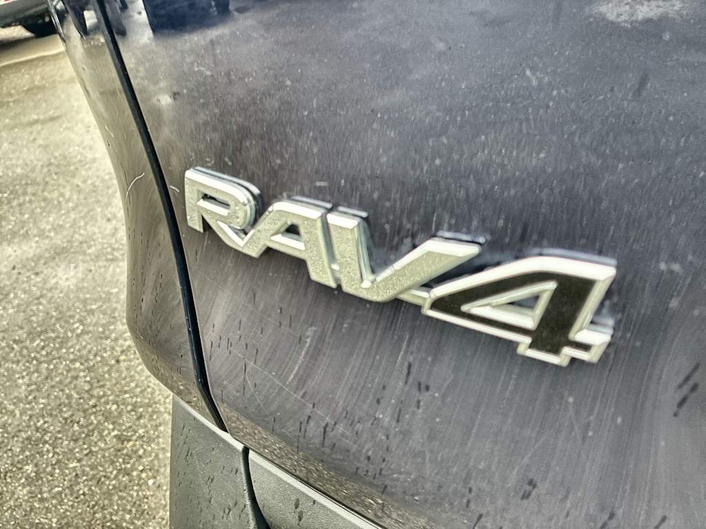 Thumbnail: 2024 Toyota RAV4 - 7