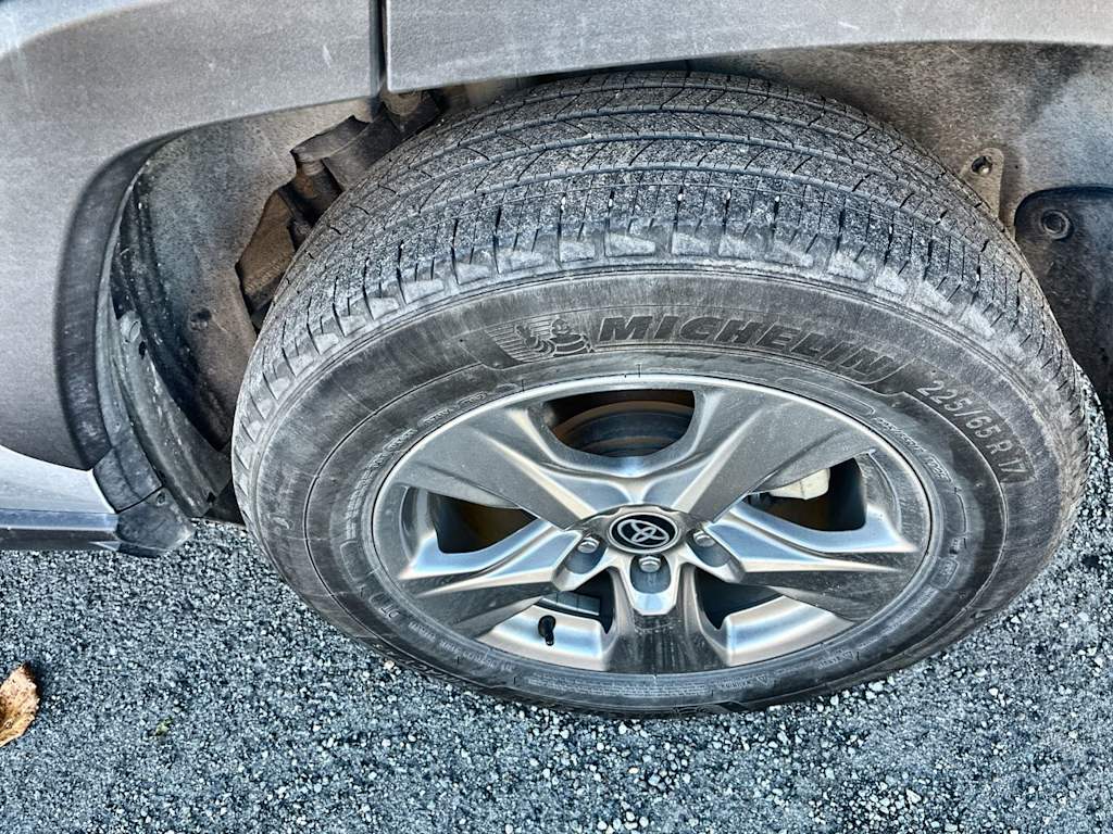 Thumbnail: 2024 Toyota RAV4 - 8