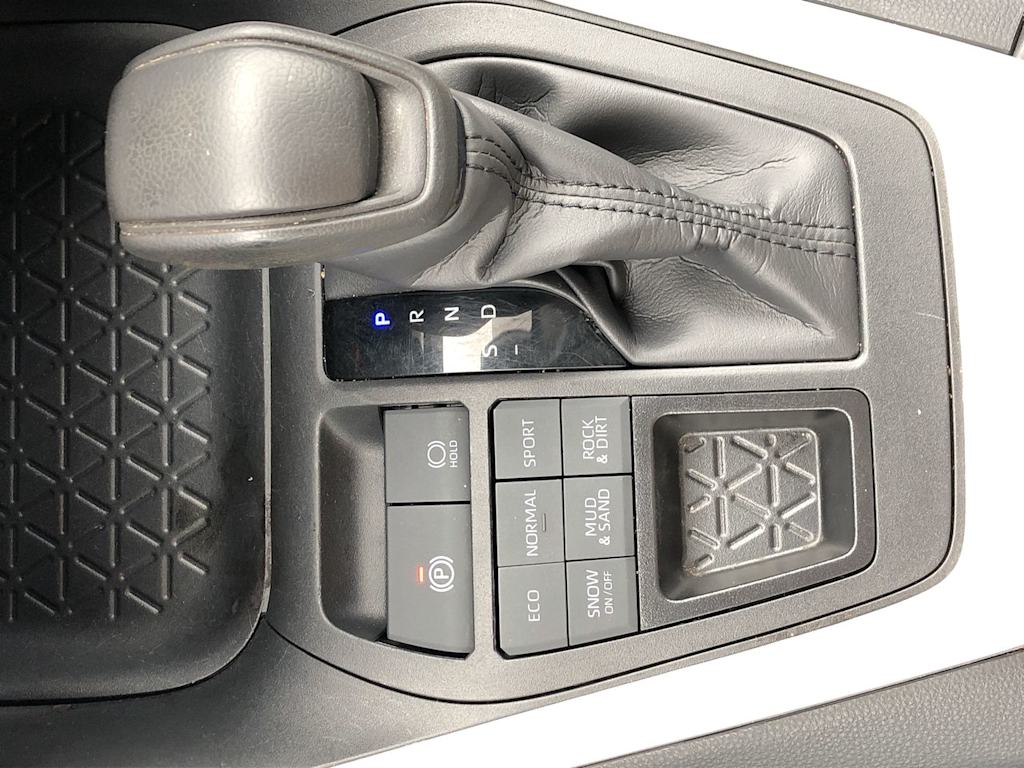 Thumbnail: 2024 Toyota RAV4 - 13
