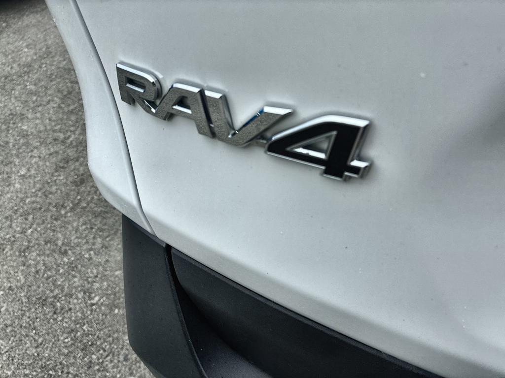 Thumbnail: 2024 Toyota RAV4 - 7