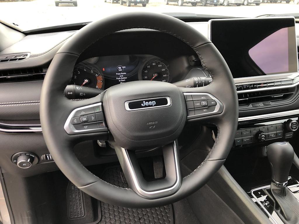 Thumbnail: 2022 Jeep Compass - 2
