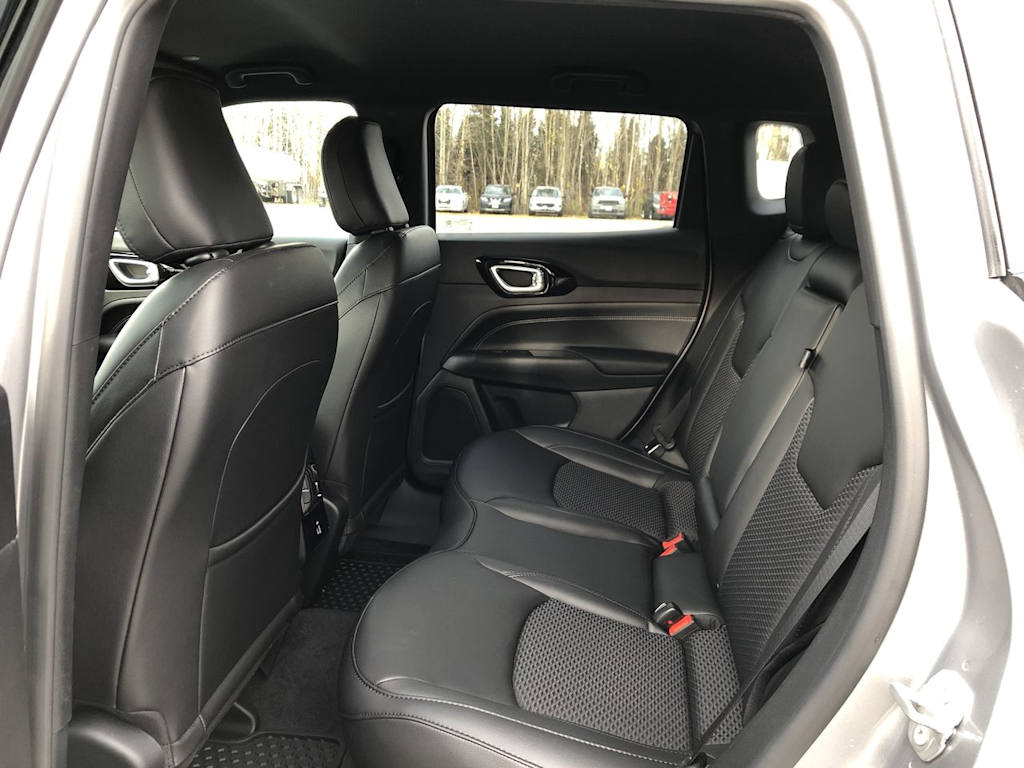 Thumbnail: 2022 Jeep Compass - 11