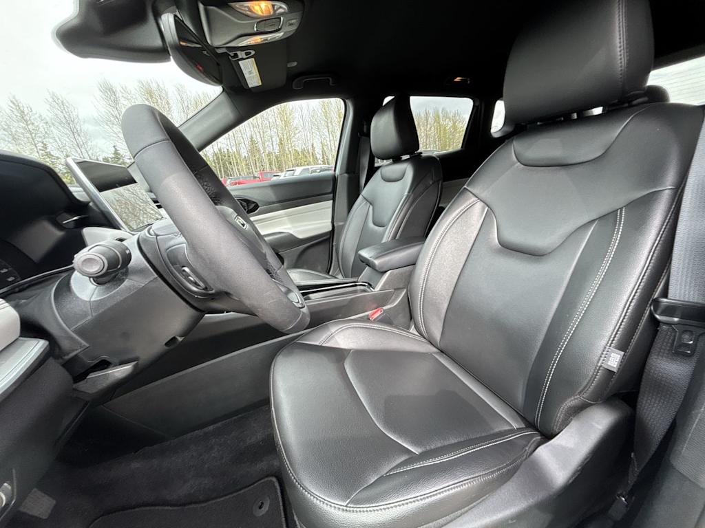 Thumbnail: 2026 Jeep Compass - 9