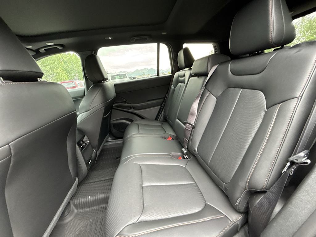 Thumbnail: 2026 Jeep Cherokee - 11