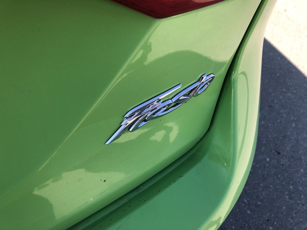 2014 Ford Fiesta SE 26