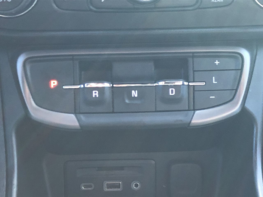 Thumbnail: 2023 GMC Terrain - 27