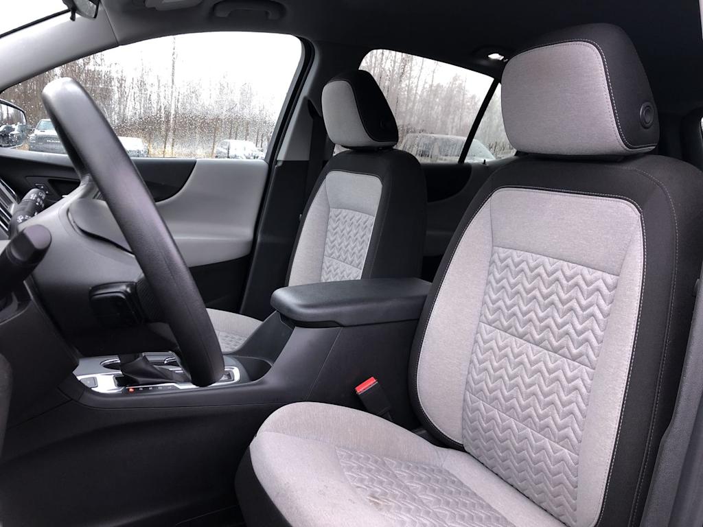 Thumbnail: 2023 Chevrolet Equinox - 10