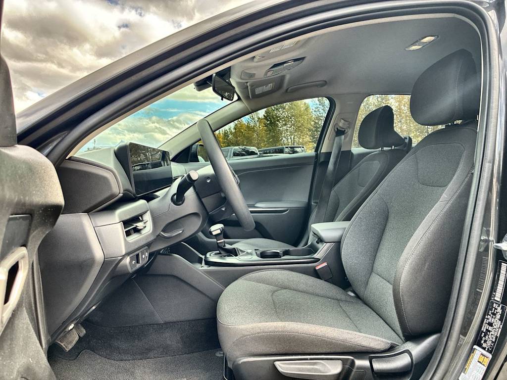 Thumbnail: 2025 Kia K4 - 10