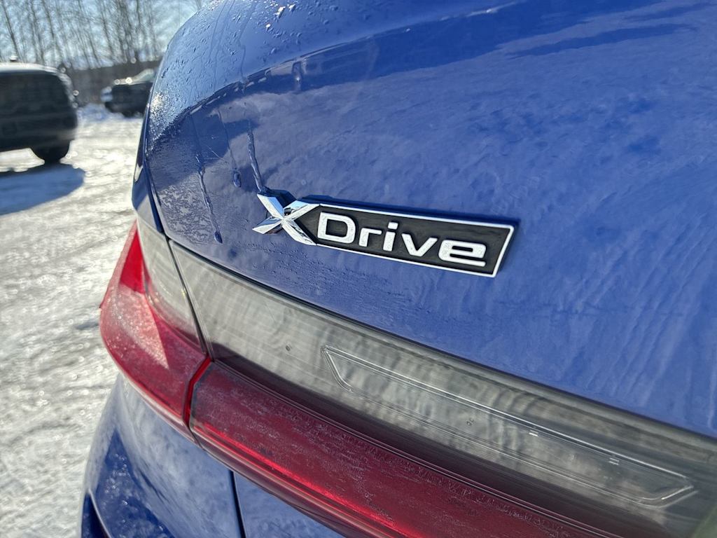 Thumbnail: 2021 BMW 3 Series - 18