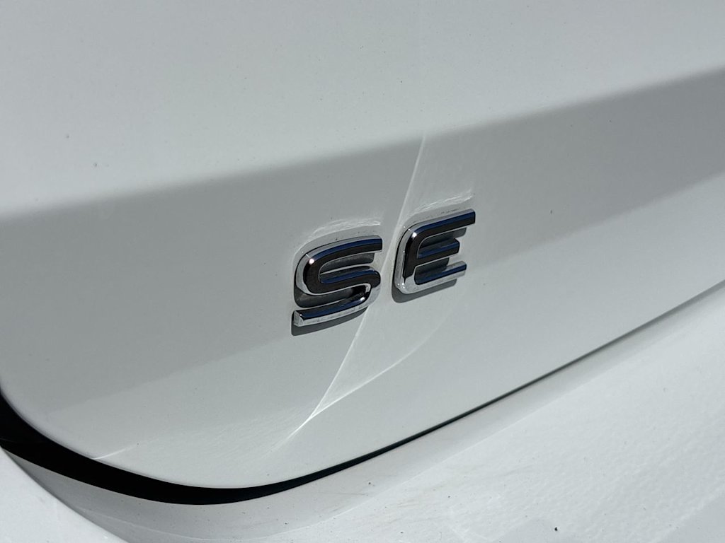 Thumbnail: 2025 Volkswagen Taos - 6