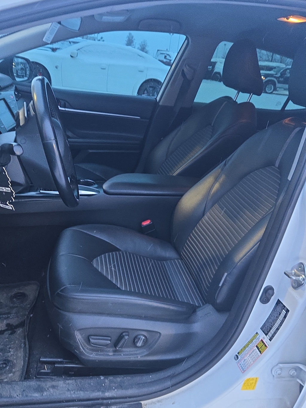 Thumbnail: 2019 Toyota Camry - 5