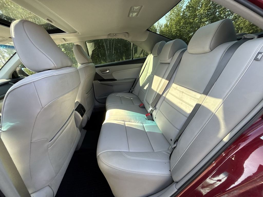 Thumbnail: 2017 Toyota Camry - 11