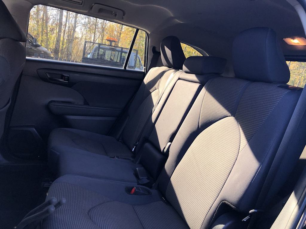 Thumbnail: 2024 Toyota Highlander - 11