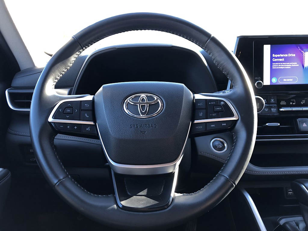 Thumbnail: 2024 Toyota Highlander - 2