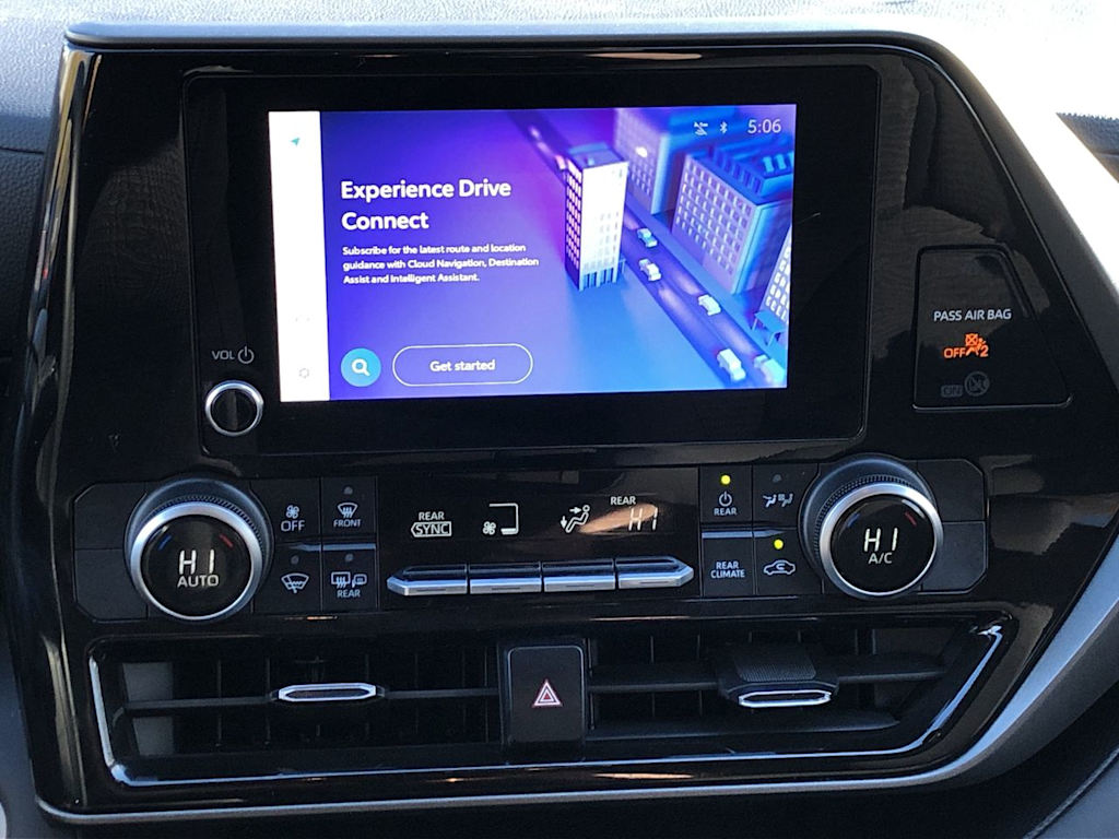 Thumbnail: 2024 Toyota Highlander - 12