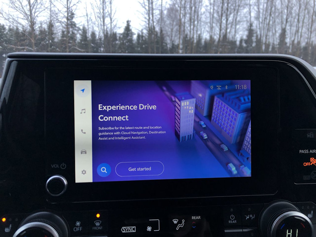 Thumbnail: 2023 Toyota Highlander - 12