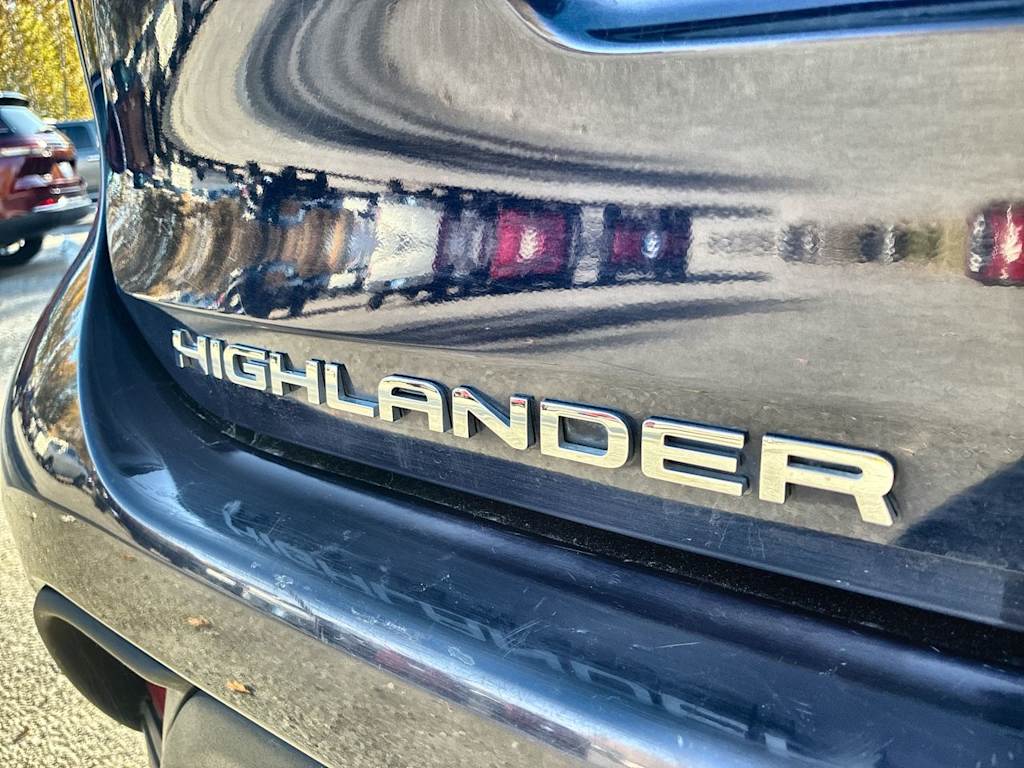 Thumbnail: 2025 Toyota Highlander - 6