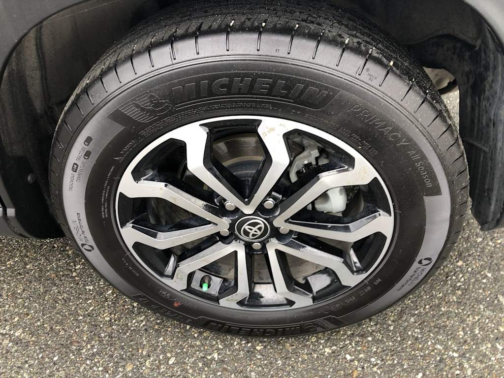 Thumbnail: 2024 Toyota Corolla Cross - 8