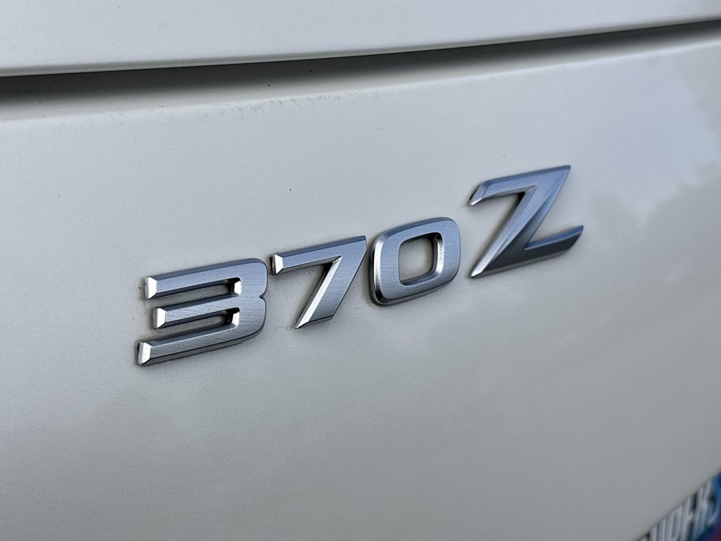 Thumbnail: 2012 Nissan Z - 27