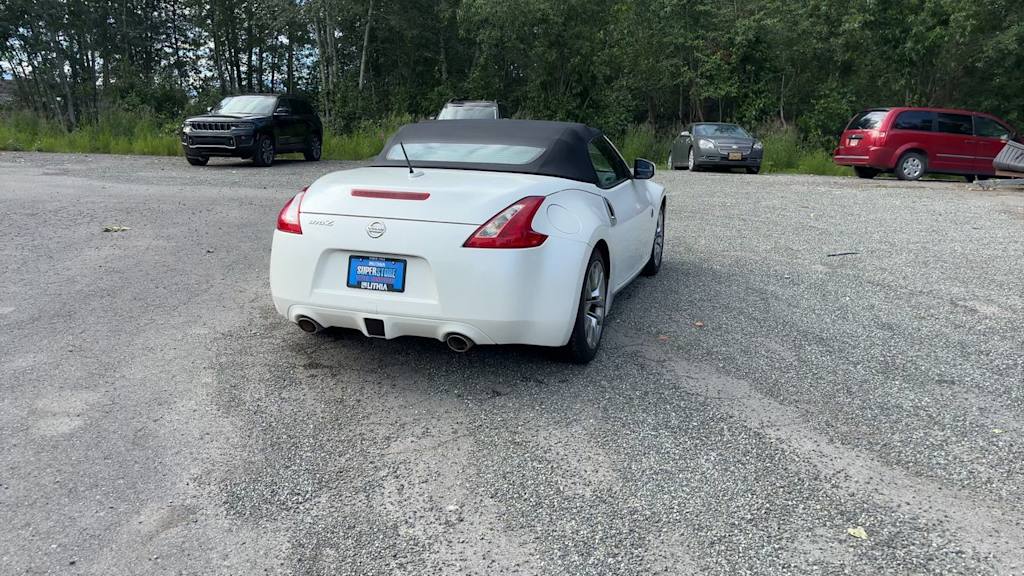 Thumbnail: 2012 Nissan Z - 15