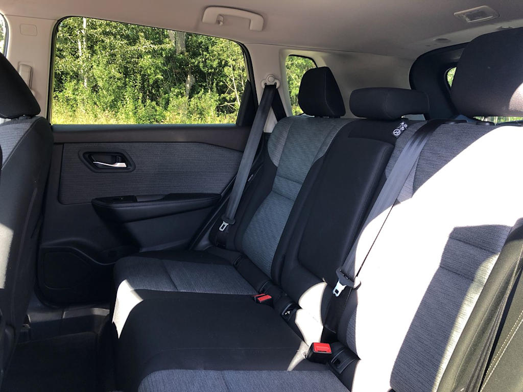 Thumbnail: 2023 Nissan Rogue - 11