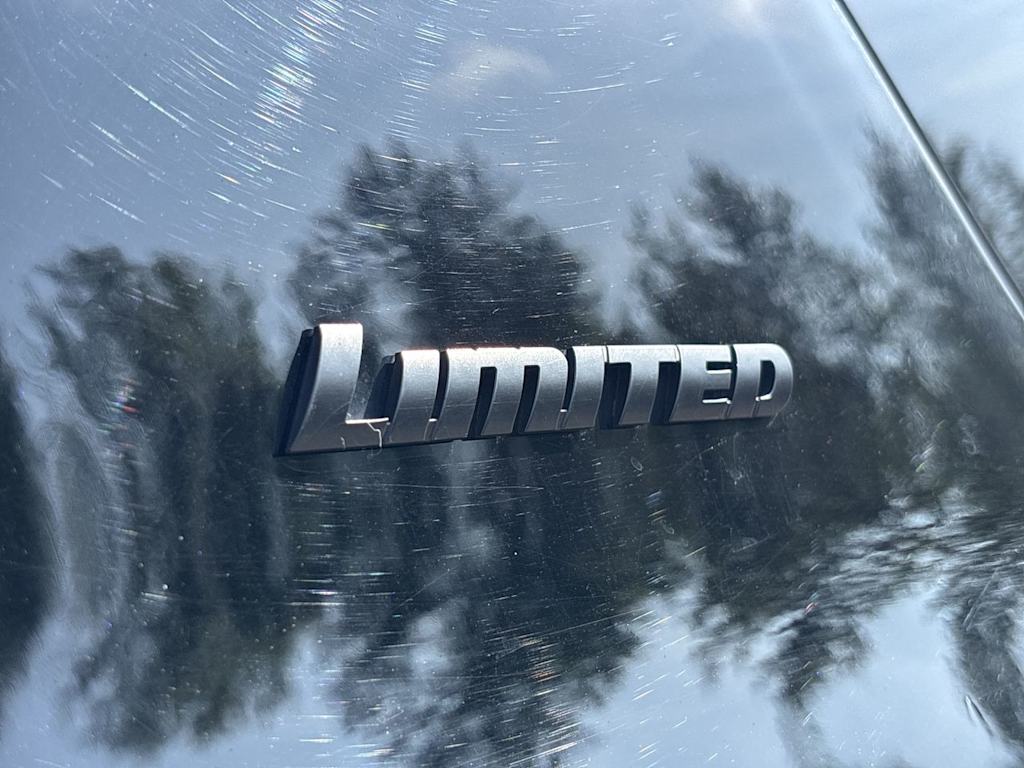 Thumbnail: 2021 Toyota 4Runner - 7