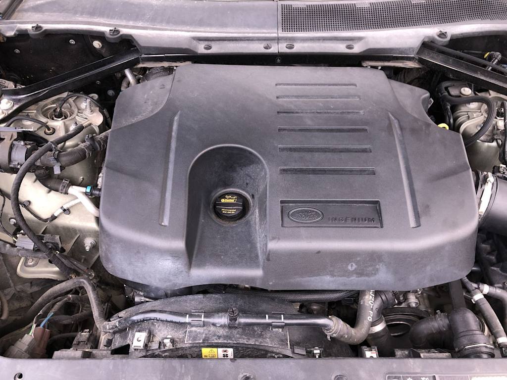 Thumbnail: 2020 Land Rover Defender - 8