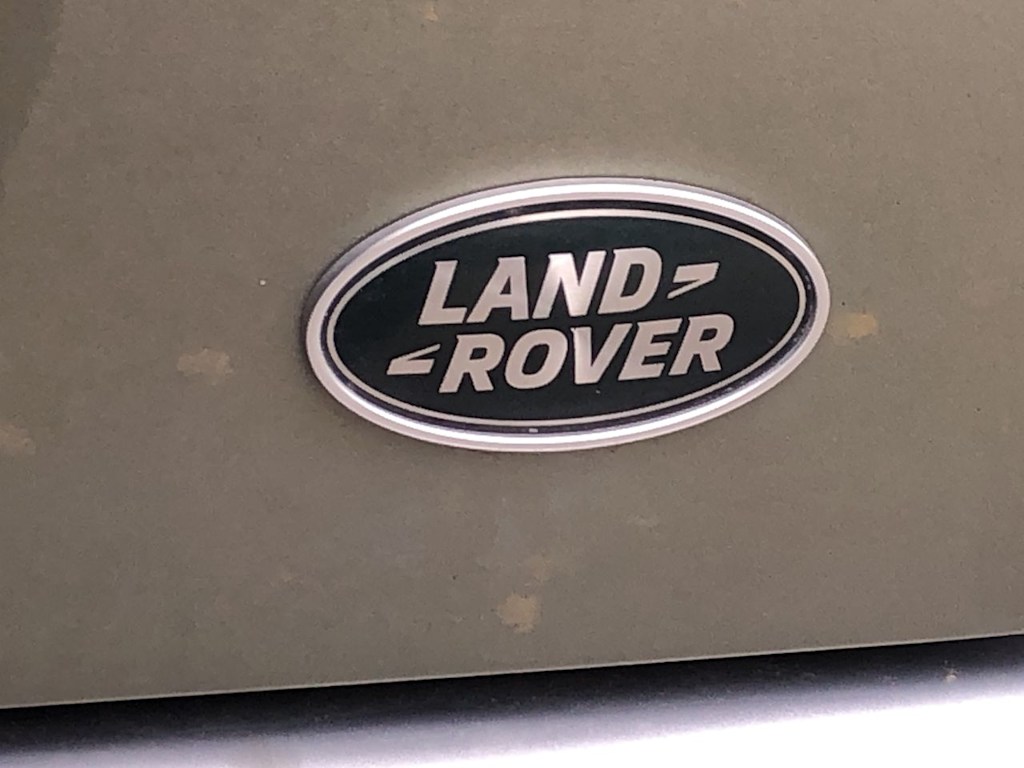 Thumbnail: 2020 Land Rover Defender - 26