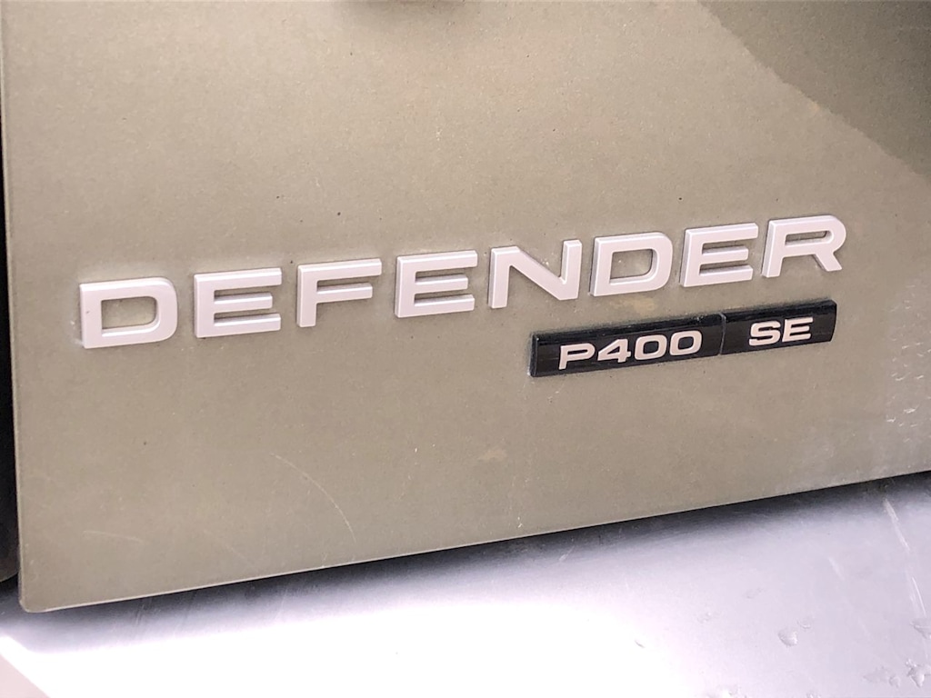 Thumbnail: 2020 Land Rover Defender - 6