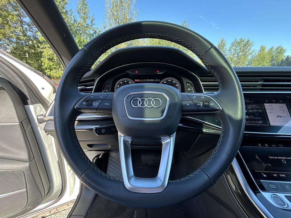 Thumbnail: 2025 Audi Q7 - 2