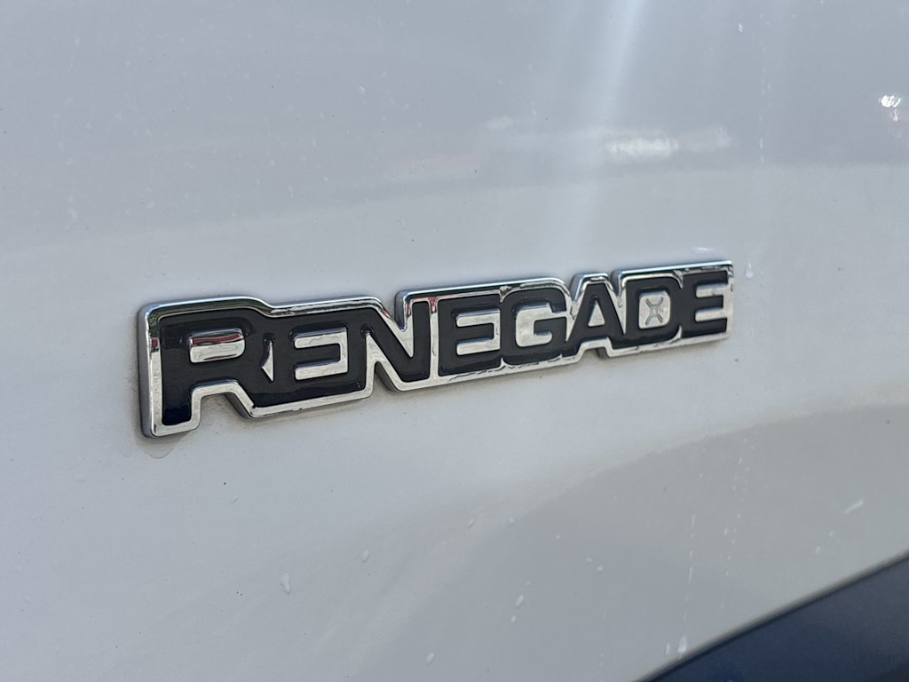 Thumbnail: 2023 Jeep Renegade - 7