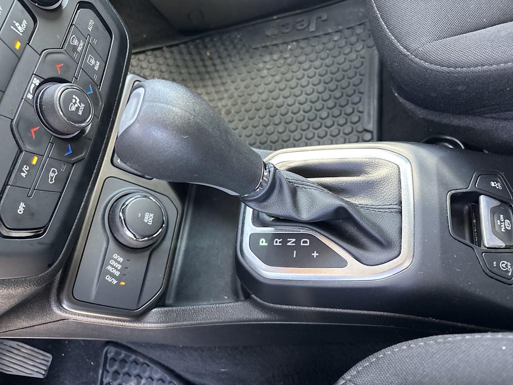 Thumbnail: 2023 Jeep Renegade - 13