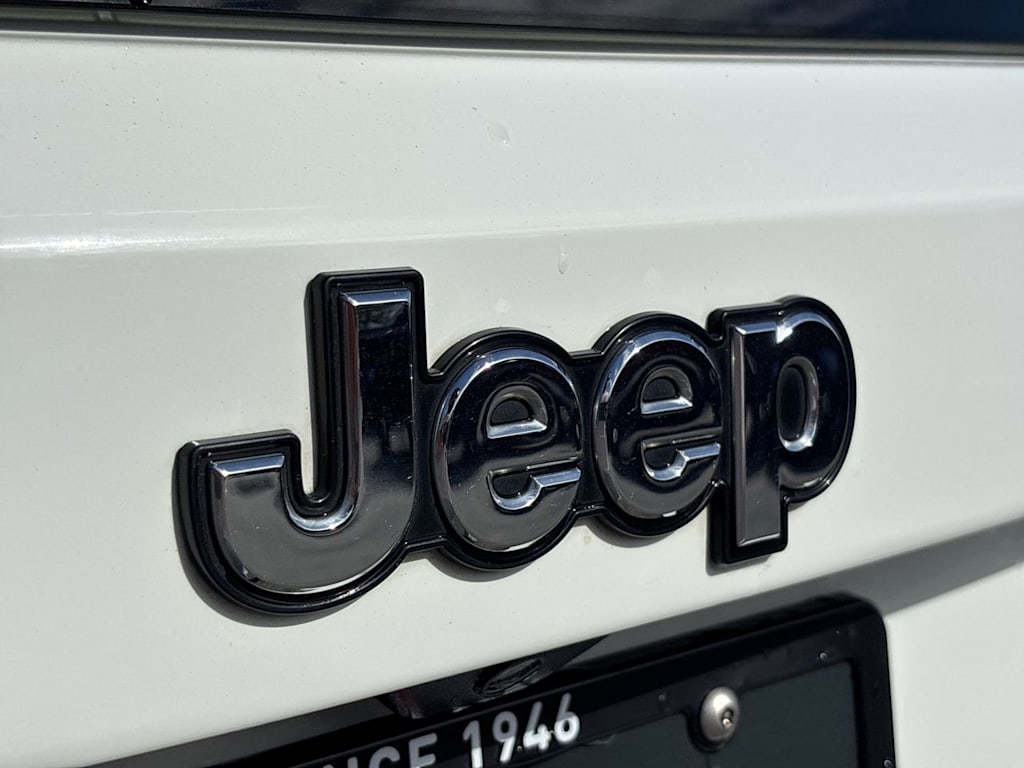 Thumbnail: 2023 Jeep Renegade - 28