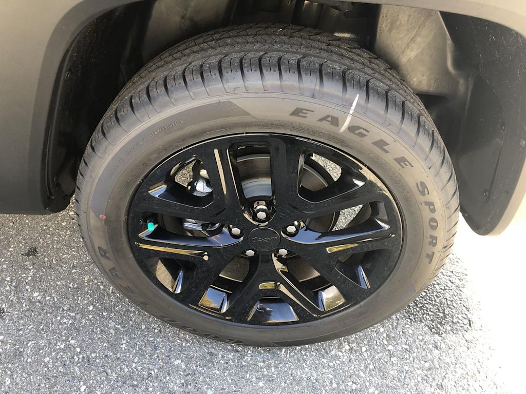 Thumbnail: 2022 Jeep Renegade - 8