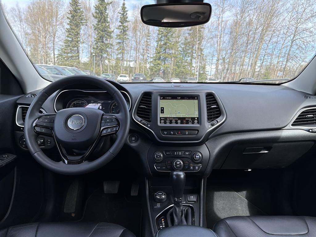 Thumbnail: 2023 Jeep Cherokee - 8